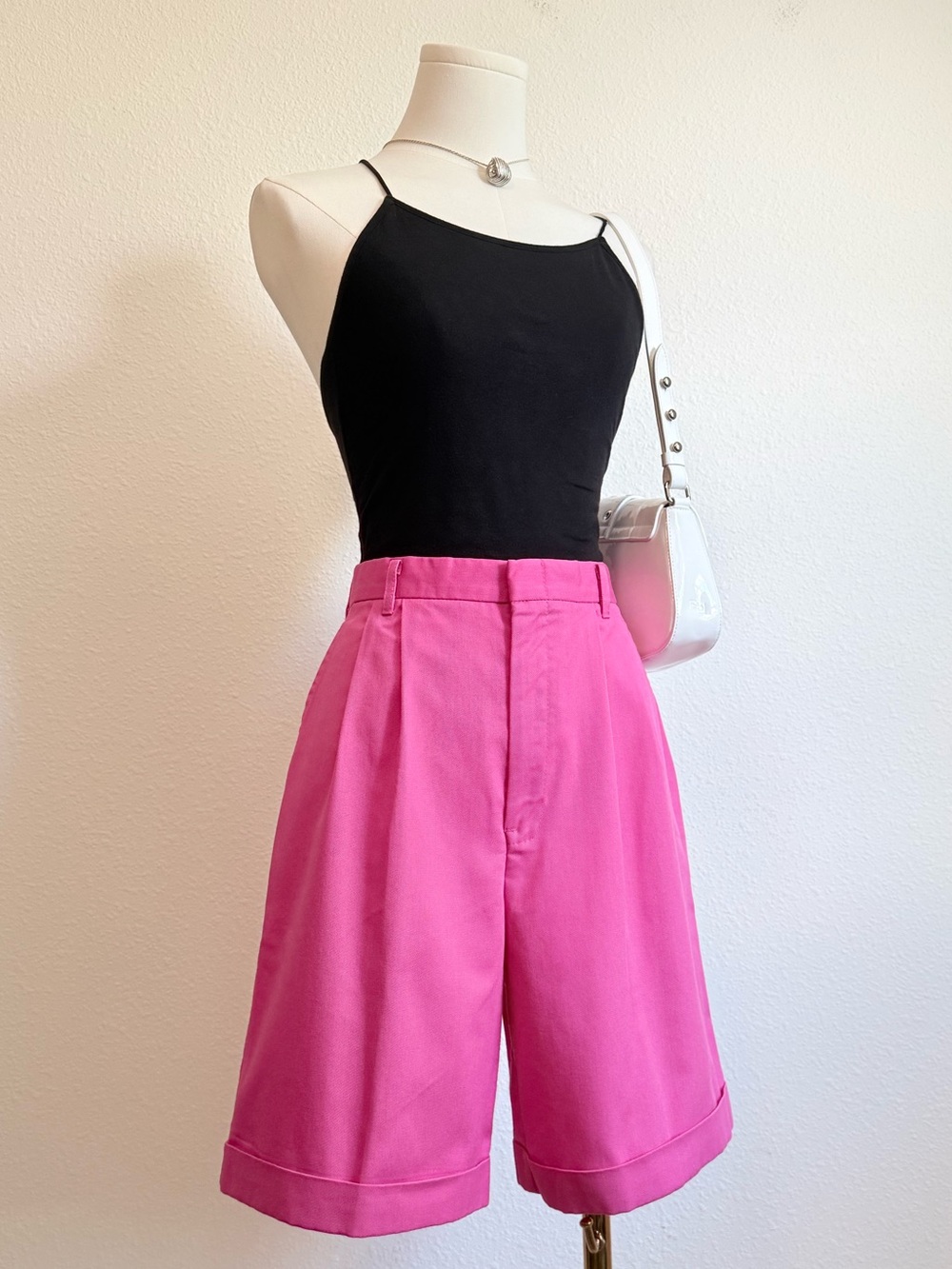Vintage Chic Ultra High Rise Midi Pleated Shorts 80s Bold Preppy